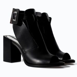 ZARA Woman Genuine Leather Open Toe Ankle Bootie in Block Heel. Black size 41